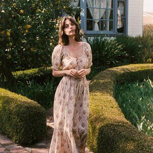 ISO Christy Dawn Brynne Dress in Vine Bouquet - Size Medium